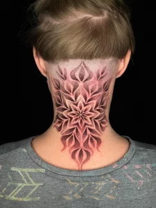 Tattoo im Mandala-Stil